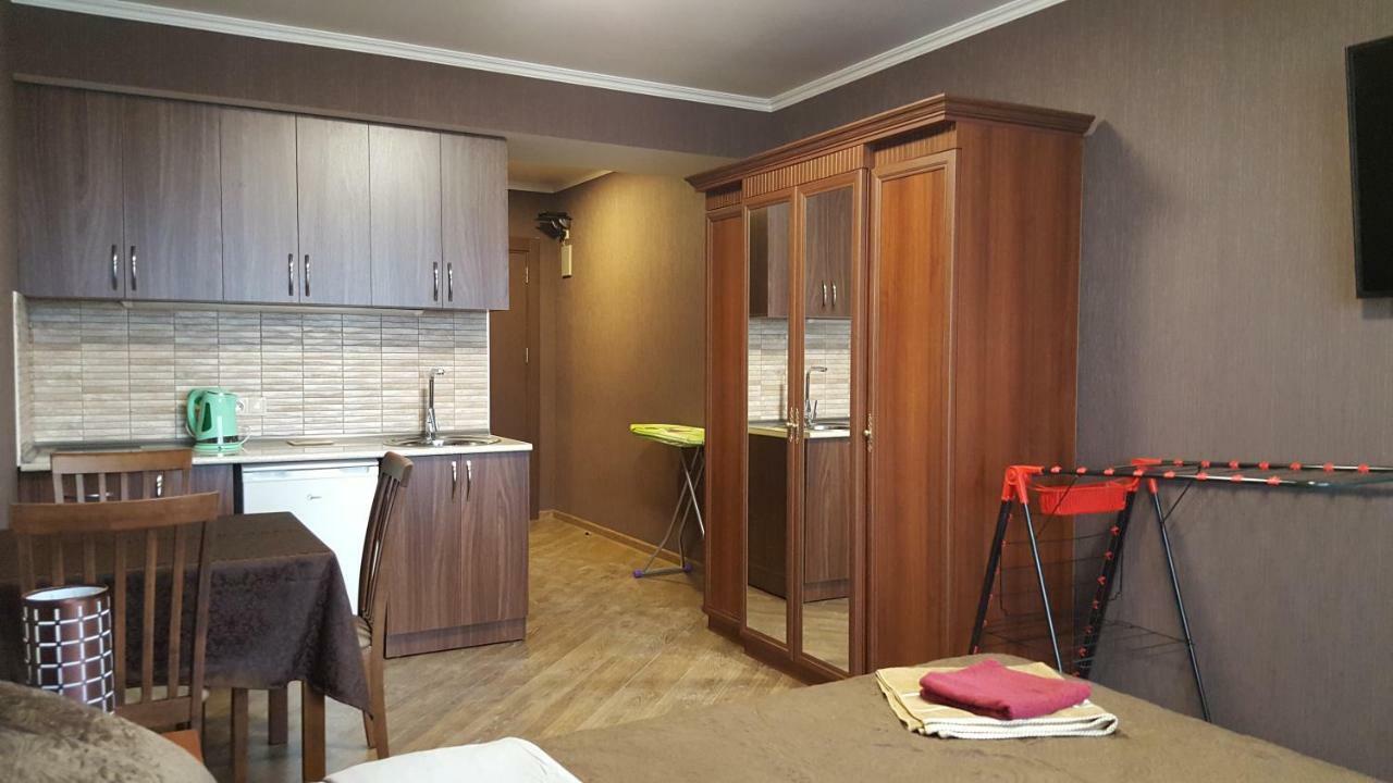 Mimino Apartment Deluxe First Line Batumi Ngoại thất bức ảnh