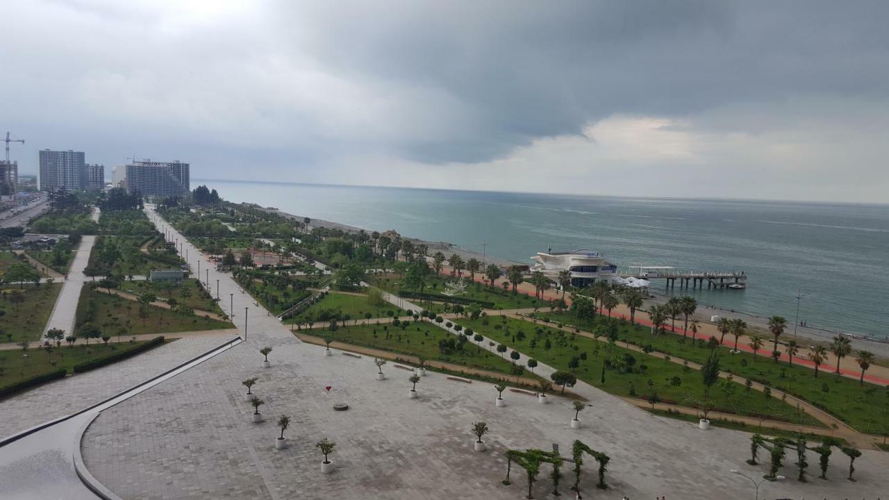 Mimino Apartment Deluxe First Line Batumi Ngoại thất bức ảnh