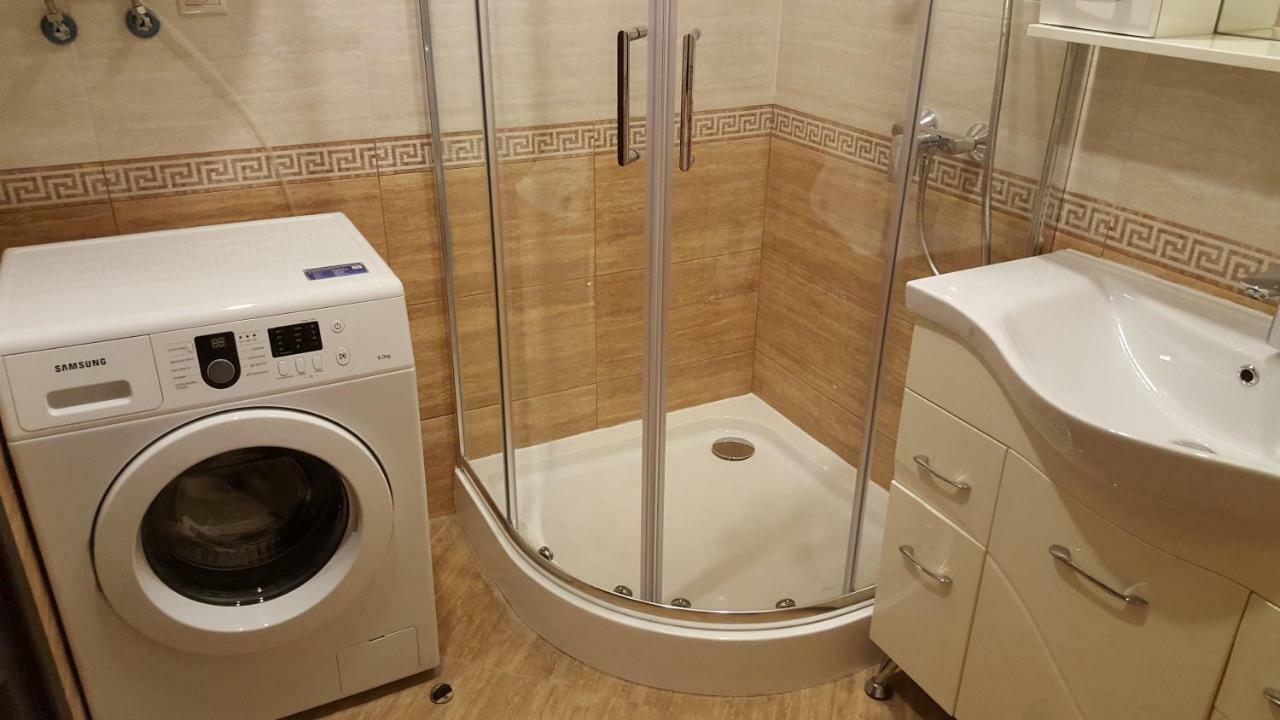 Mimino Apartment Deluxe First Line Batumi Ngoại thất bức ảnh